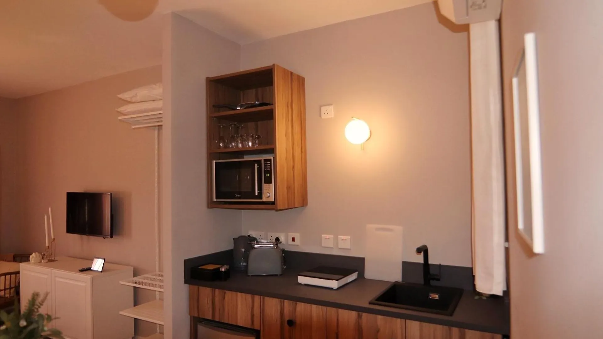 Homestay XV Studio Apartments - Rabat, Malta